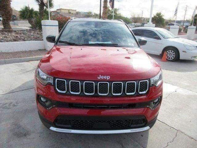 2024 Jeep Compass COMPASS LIMITED 4X4