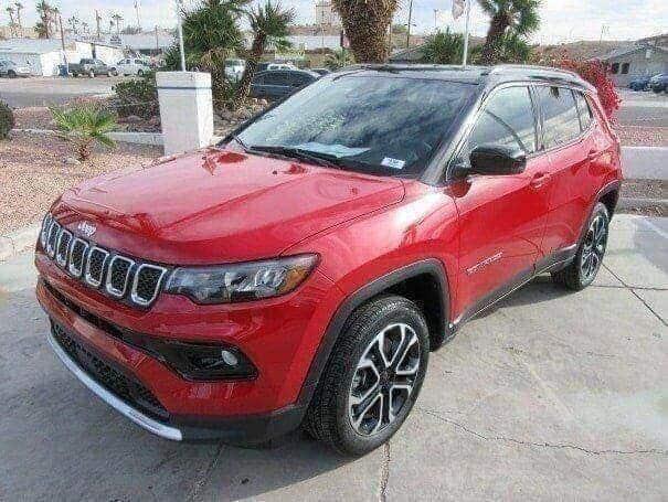 2024 Jeep Compass COMPASS LIMITED 4X4