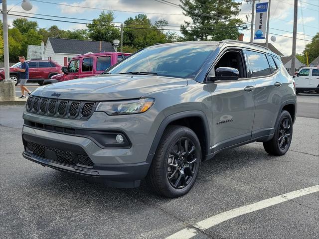 2024 Jeep Compass COMPASS LATITUDE 4X4