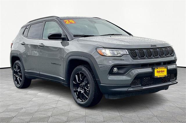 2024 Jeep Compass COMPASS LATITUDE 4X4