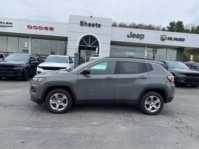 2024 Jeep Compass COMPASS LATITUDE 4X4