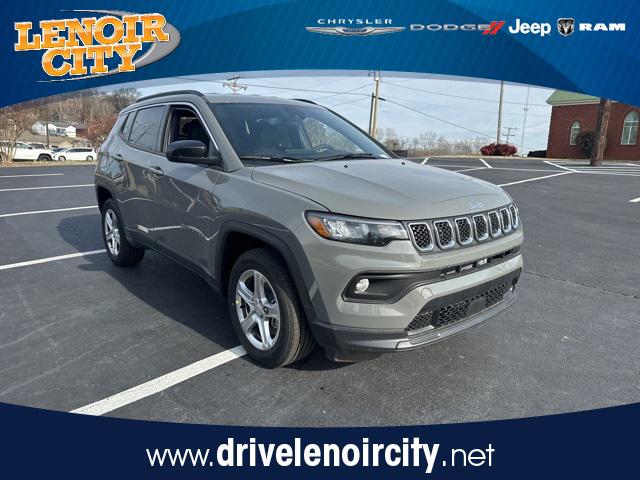 2024 Jeep Compass COMPASS LATITUDE 4X4