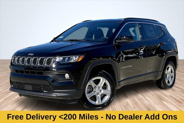 2024 Jeep Compass COMPASS LATITUDE 4X4