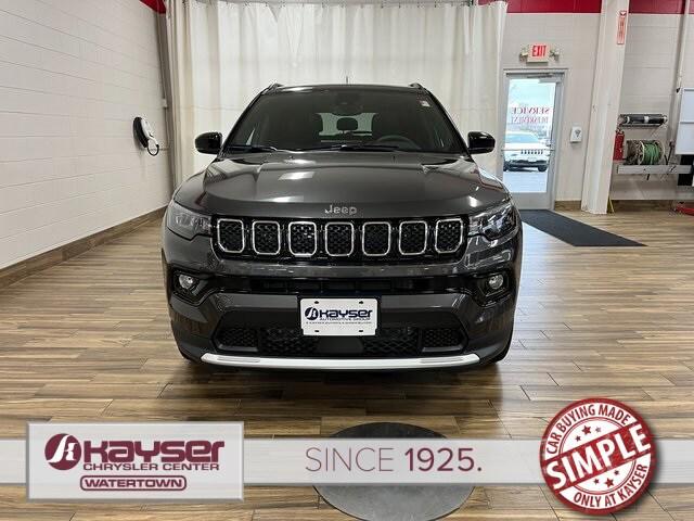 2024 Jeep Compass COMPASS LIMITED 4X4