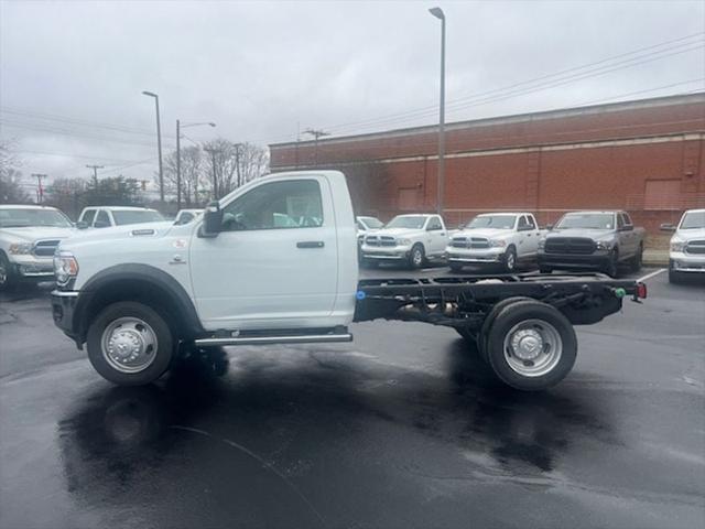 2024 RAM Ram 5500 Chassis Cab RAM 5500 TRADESMAN CHASSIS REGULAR CAB 4X4 60 CA