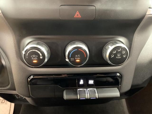 2021 Ram 1500 Big Horn Crew Cab 4x4 5'7" Box