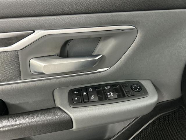 2021 Ram 1500 Big Horn Crew Cab 4x4 5'7" Box