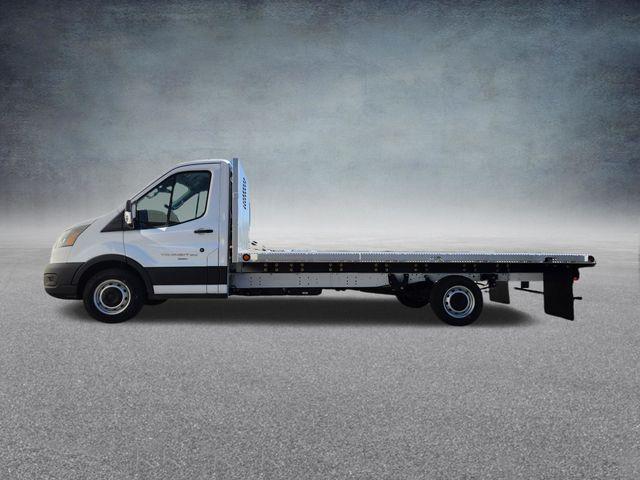 2023 Ford Transit Chassis Base