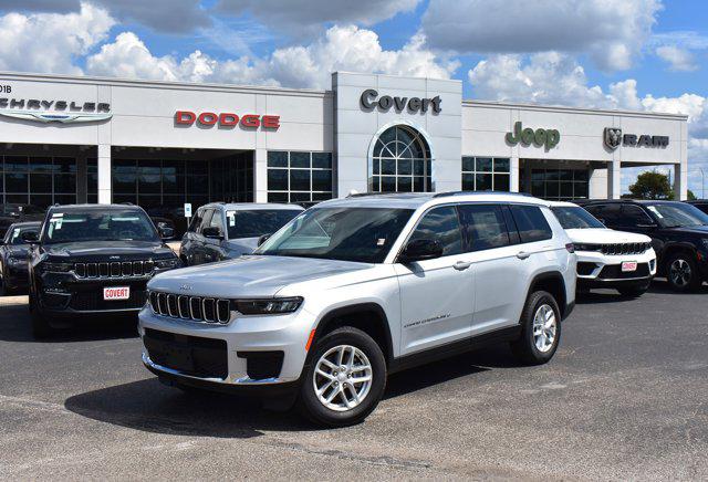 2023 Jeep Grand Cherokee Laredo 4x4 for sale in Austin, TX