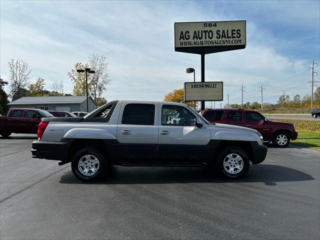 2004 Chevrolet Avalanche Z71 for sale in Ontario, NY