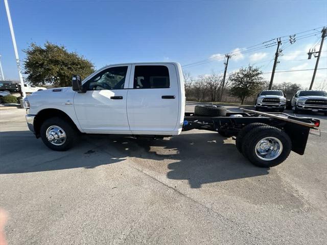 2024 RAM Ram 3500 Chassis Cab RAM 3500 TRADESMAN CREW CAB CHASSIS 4X4 60 CA