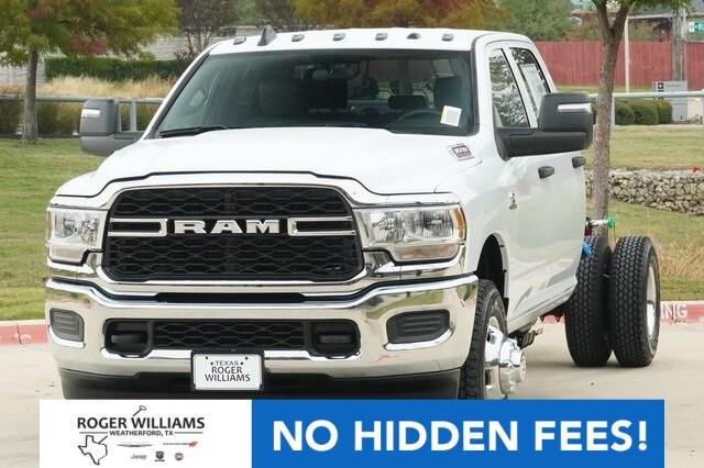 2024 RAM Ram 3500 Chassis Cab RAM 3500 TRADESMAN CREW CAB CHASSIS 4X4 60 CA