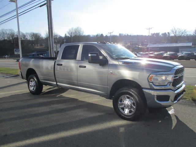 2024 RAM Ram 3500 RAM 3500 TRADESMAN CREW CAB 4X4 8 BOX