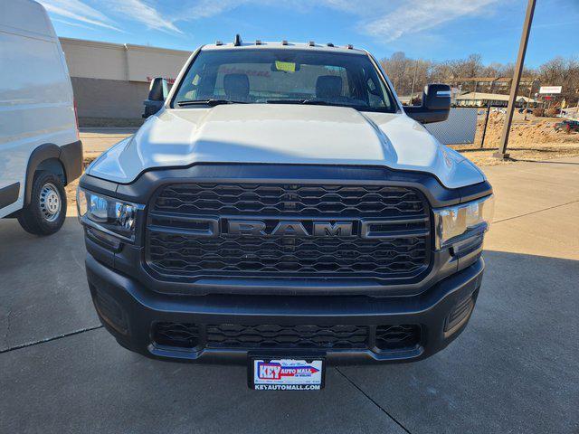 2024 RAM Ram 3500 Chassis Cab RAM 3500 TRADESMAN CHASSIS REGULAR CAB 4X4 60 CA