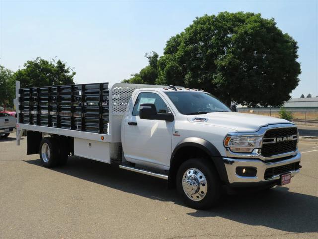 2024 RAM Ram 5500 Chassis Cab RAM 5500 TRADESMAN CHASSIS REGULAR CAB 4X2 120 CA