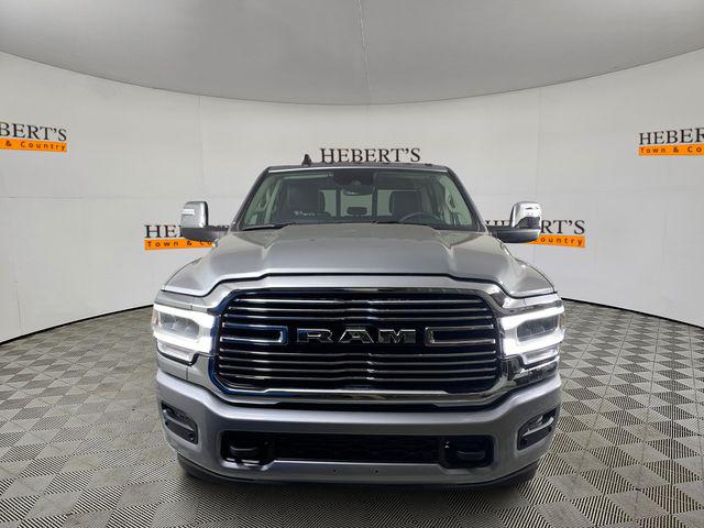 2024 RAM Ram 3500 RAM 3500 LARAMIE CREW CAB 4X4 8 BOX