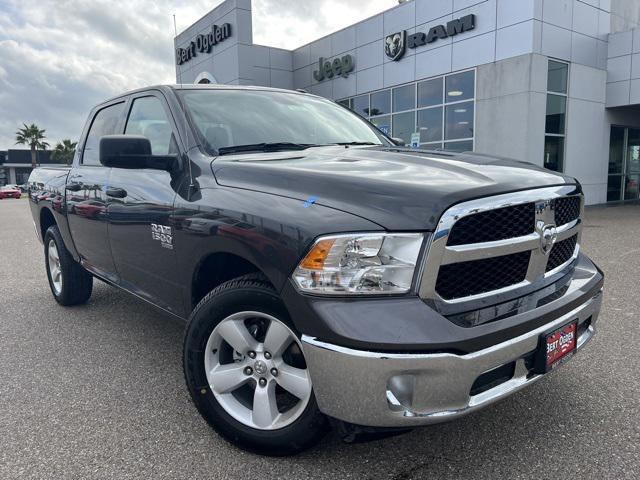 2023 RAM Ram 1500 Classic RAM 1500 CLASSIC TRADESMAN CREW CAB 4X4 57 BOX