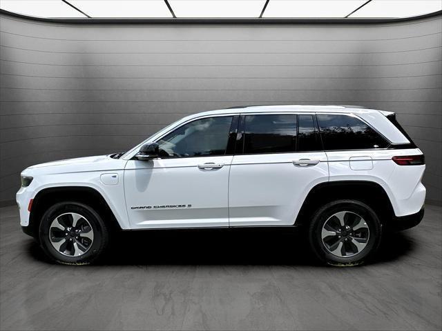 2024 Jeep Grand Cherokee 4xe GRAND CHEROKEE 4xe 2024 Jeep Grand Cherokee 4xe GRAND CHEROKEE 4xe