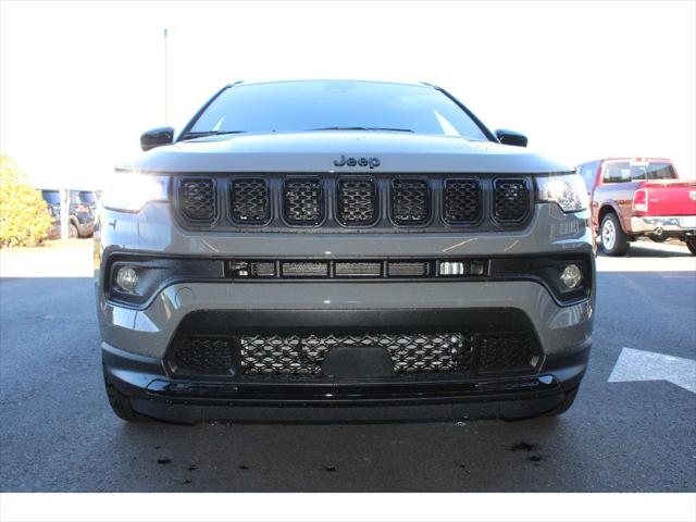 2024 Jeep Compass COMPASS LATITUDE 4X4