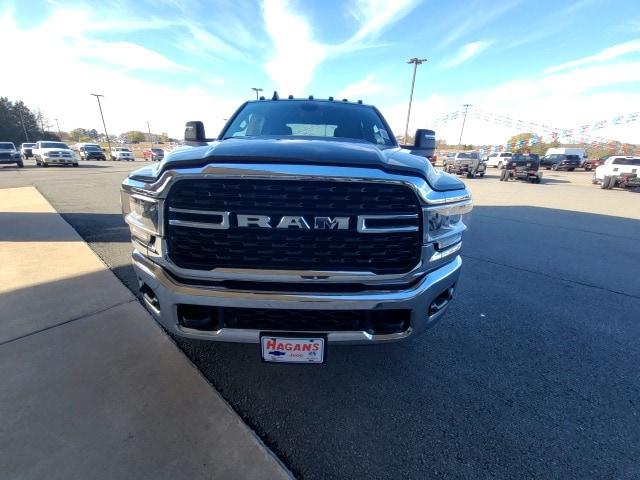 2024 RAM Ram 3500 RAM 3500 BIG HORN CREW CAB 4X4 8 BOX