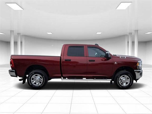 2024 RAM Ram 3500 RAM 3500 TRADESMAN CREW CAB 4X4 64 BOX