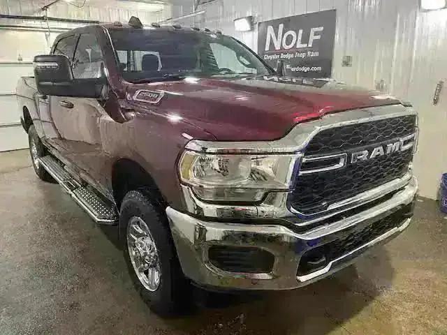 2024 RAM Ram 2500 RAM 2500 TRADESMAN CREW CAB 4X4 64 BOX