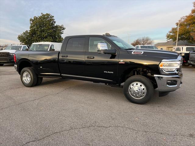 2024 RAM Ram 3500 RAM 3500 LARAMIE CREW CAB 4X4 8 BOX