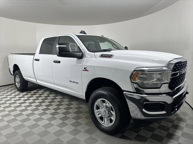 2024 RAM Ram 3500 RAM 3500 BIG HORN CREW CAB 4X4 8 BOX