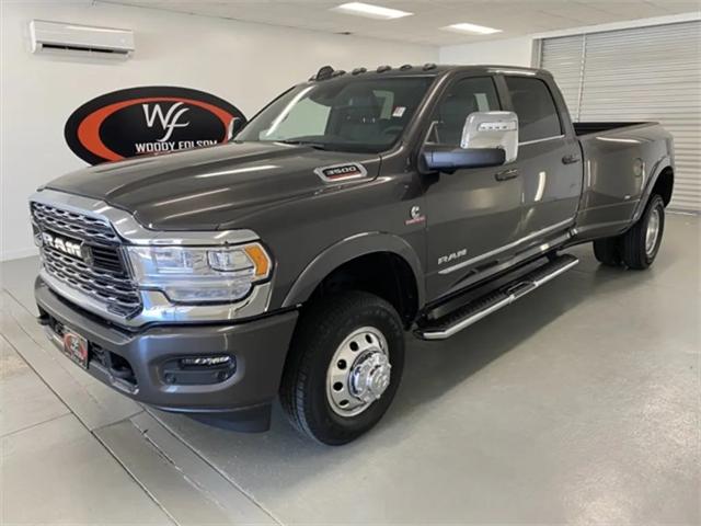 2024 RAM Ram 3500 RAM 3500 LIMITED CREW CAB 4X4 8 BOX