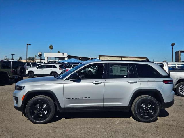 2024 Jeep Grand Cherokee GRAND CHEROKEE ALTITUDE 4X2