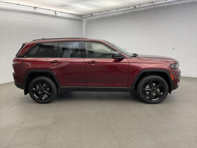 2024 Jeep Grand Cherokee GRAND CHEROKEE ALTITUDE 4X4