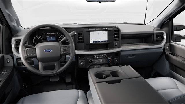 2023 Ford F-550 XL