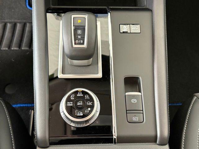 2024 Mitsubishi Outlander PHEV SE S-AWC