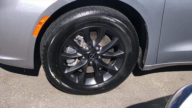 2021 Chrysler Pacifica Limited AWD