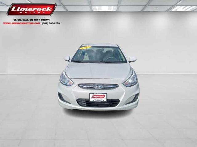 2017 Hyundai Accent SE