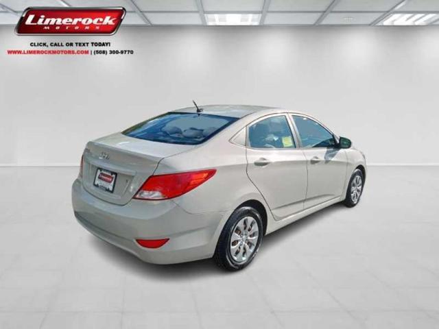 2017 Hyundai Accent SE