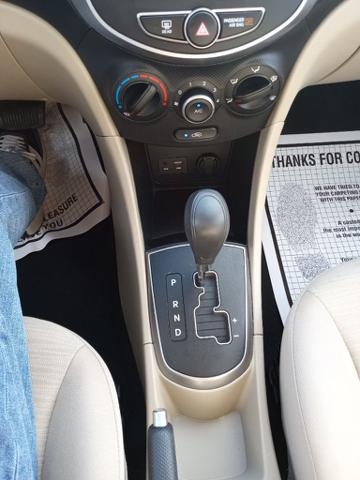 2017 Hyundai Accent SE