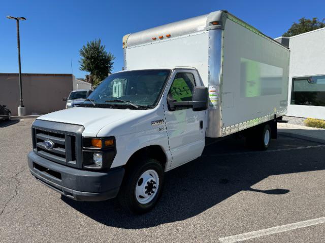 2015 Ford E-350 Cutaway E-350 Super Duty