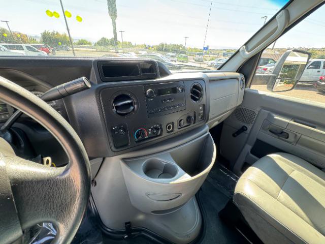 2015 Ford E-350 Cutaway E-350 Super Duty