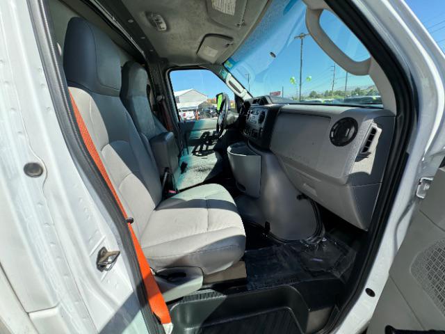 2015 Ford E-350 Cutaway E-350 Super Duty