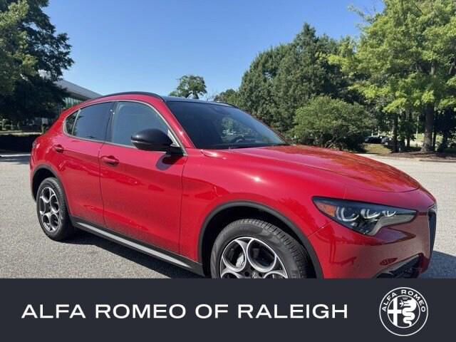 2024 Alfa Romeo Stelvio STELVIO SPRINT AWD 2024 Alfa Romeo Stelvio STELVIO SPRINT AWD