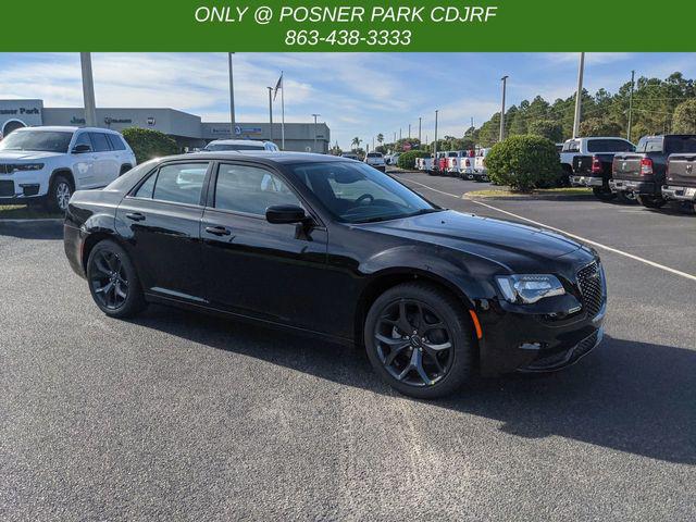 2023 Chrysler Chrysler 300 300 TOURING