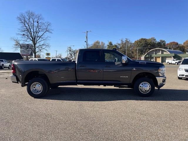 2024 RAM Ram 3500 RAM 3500 LARAMIE CREW CAB 4X4 8 BOX