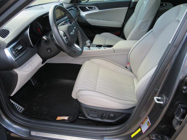 2020 Genesis G70 3.3T RWD