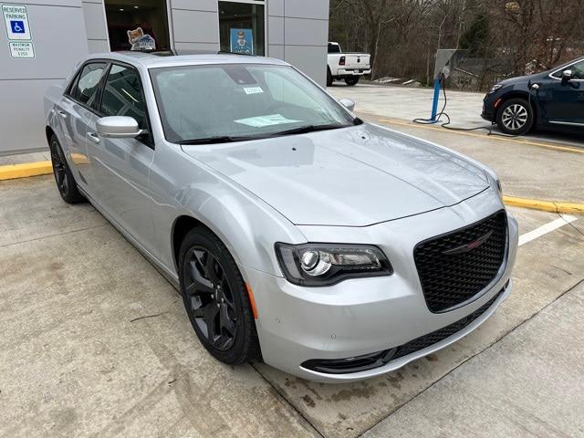 2023 Chrysler Chrysler 300 300S V6