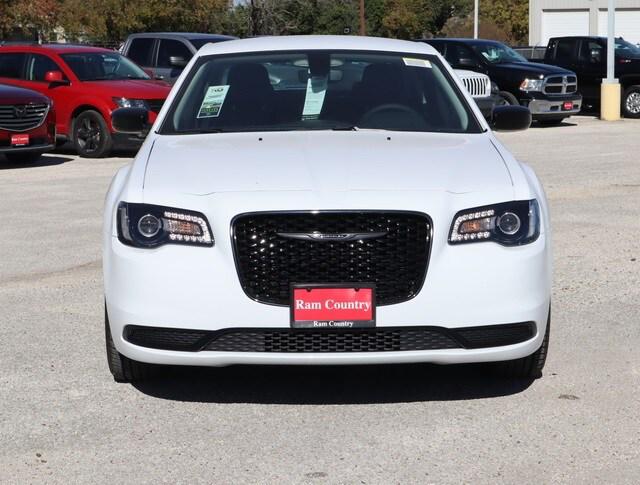 2023 Chrysler Chrysler 300 300 TOURING