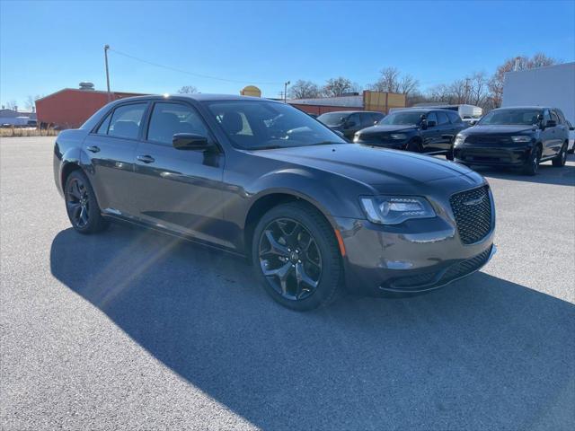 2023 Chrysler Chrysler 300 300 TOURING