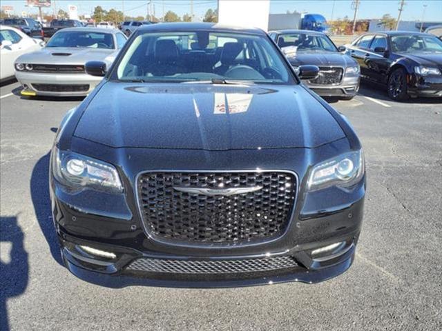 2023 Chrysler Chrysler 300 300 TOURING L RWD