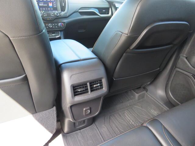 2023 GMC Terrain AWD AT4