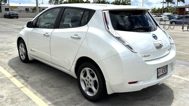 2013 Nissan LEAF SV